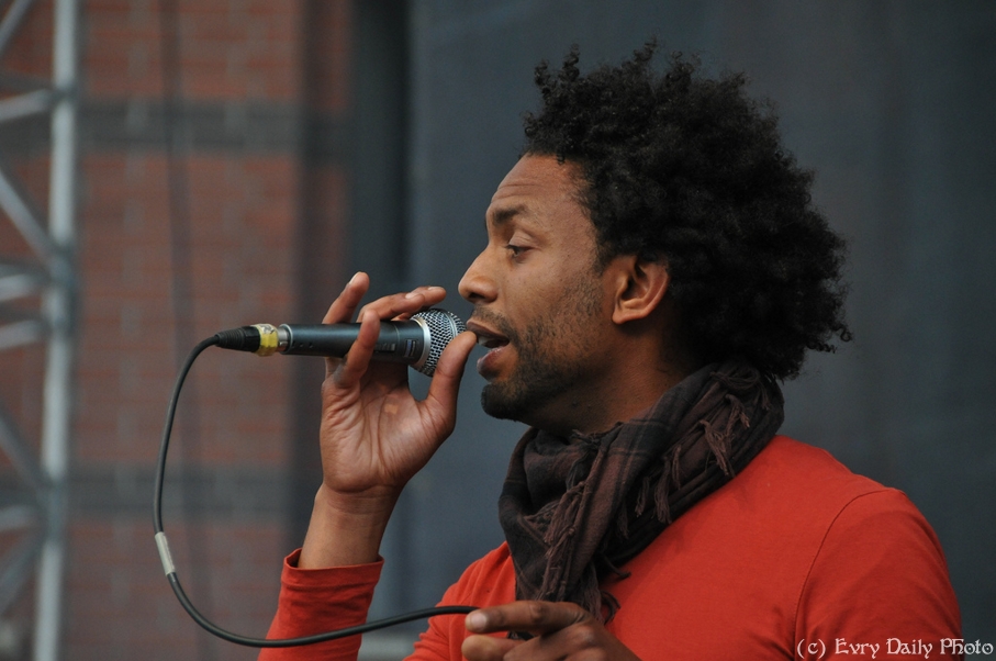 Evry Daily Photo - Fete de la Musique Evry - Harold 100 - large.jpg